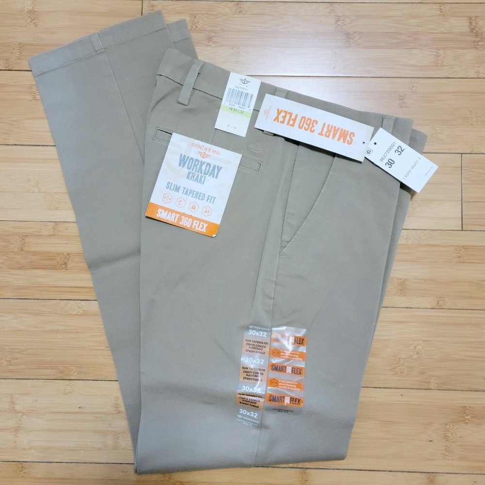 Dockers Workday Khaki - Slim Tapered Fit - 30W 32L - NWT